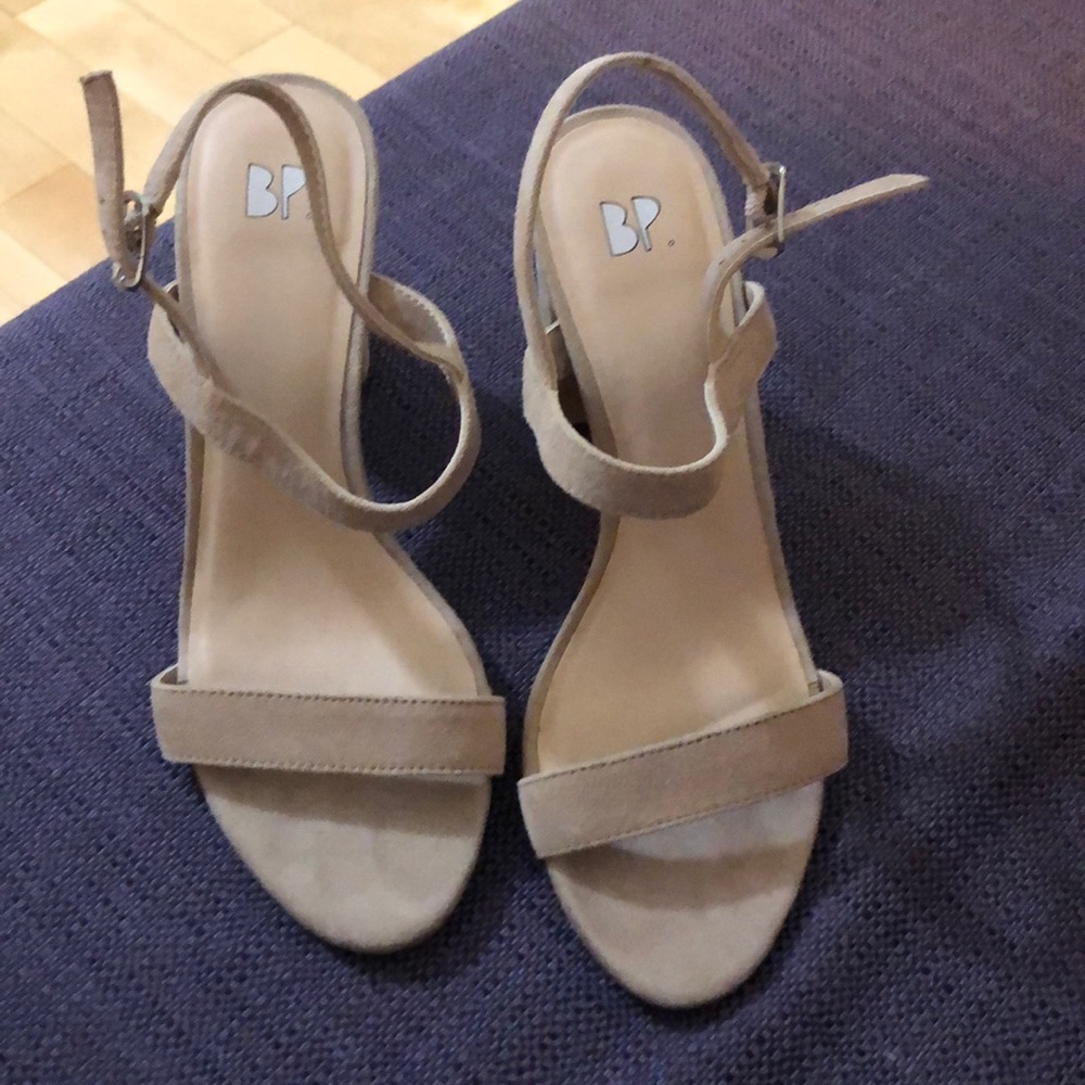 Bp nude heels !